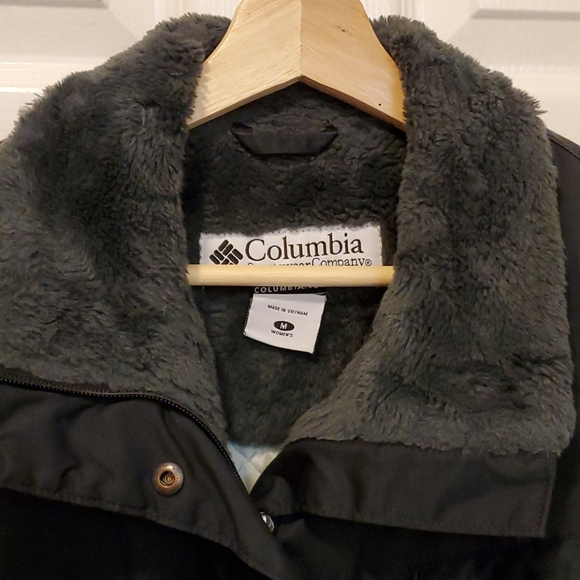Columbia Winter Jacket - Picture 3 of 9